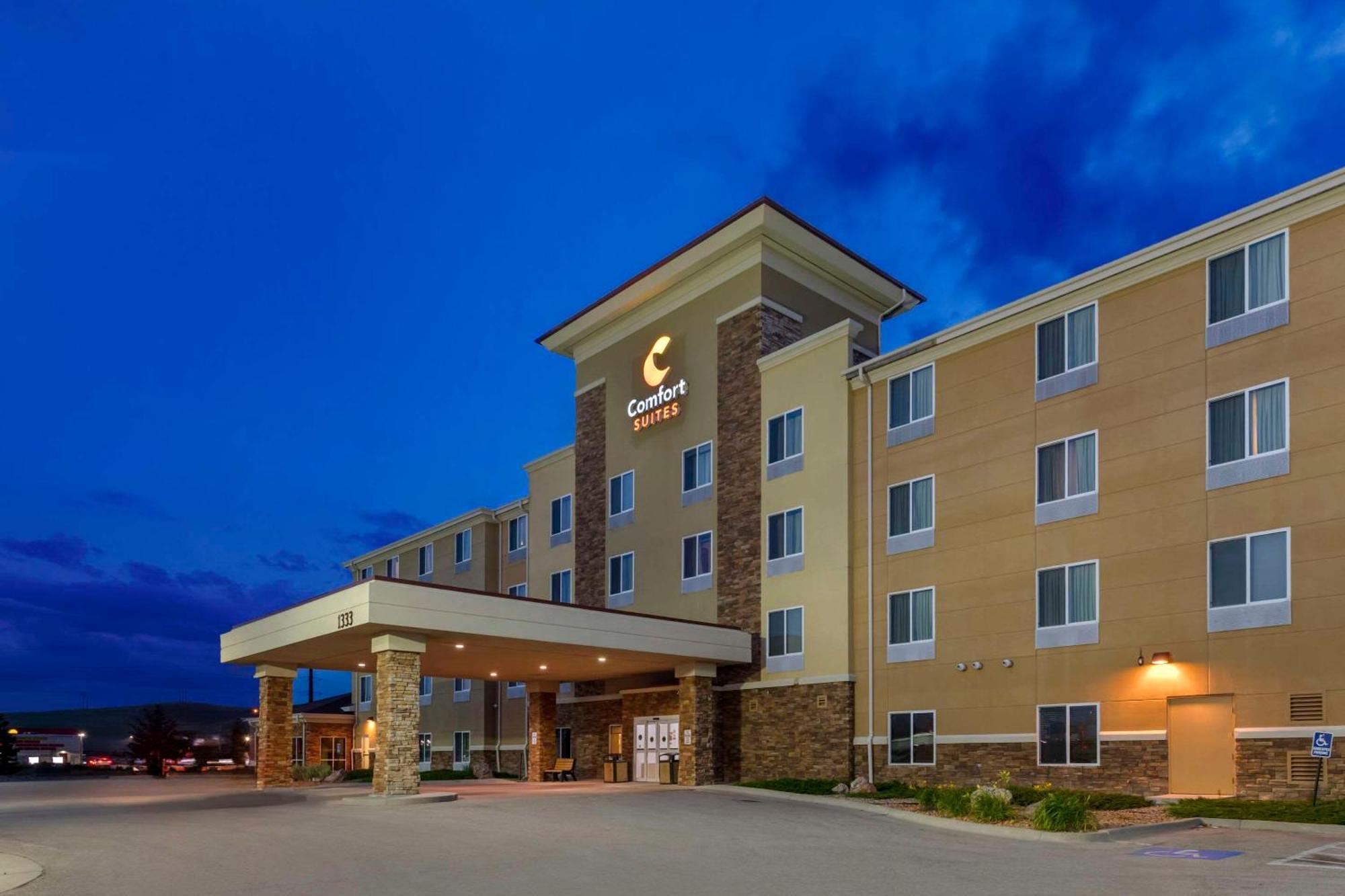 Comfort Suites Conference Center Rapid Stadt Exterior foto