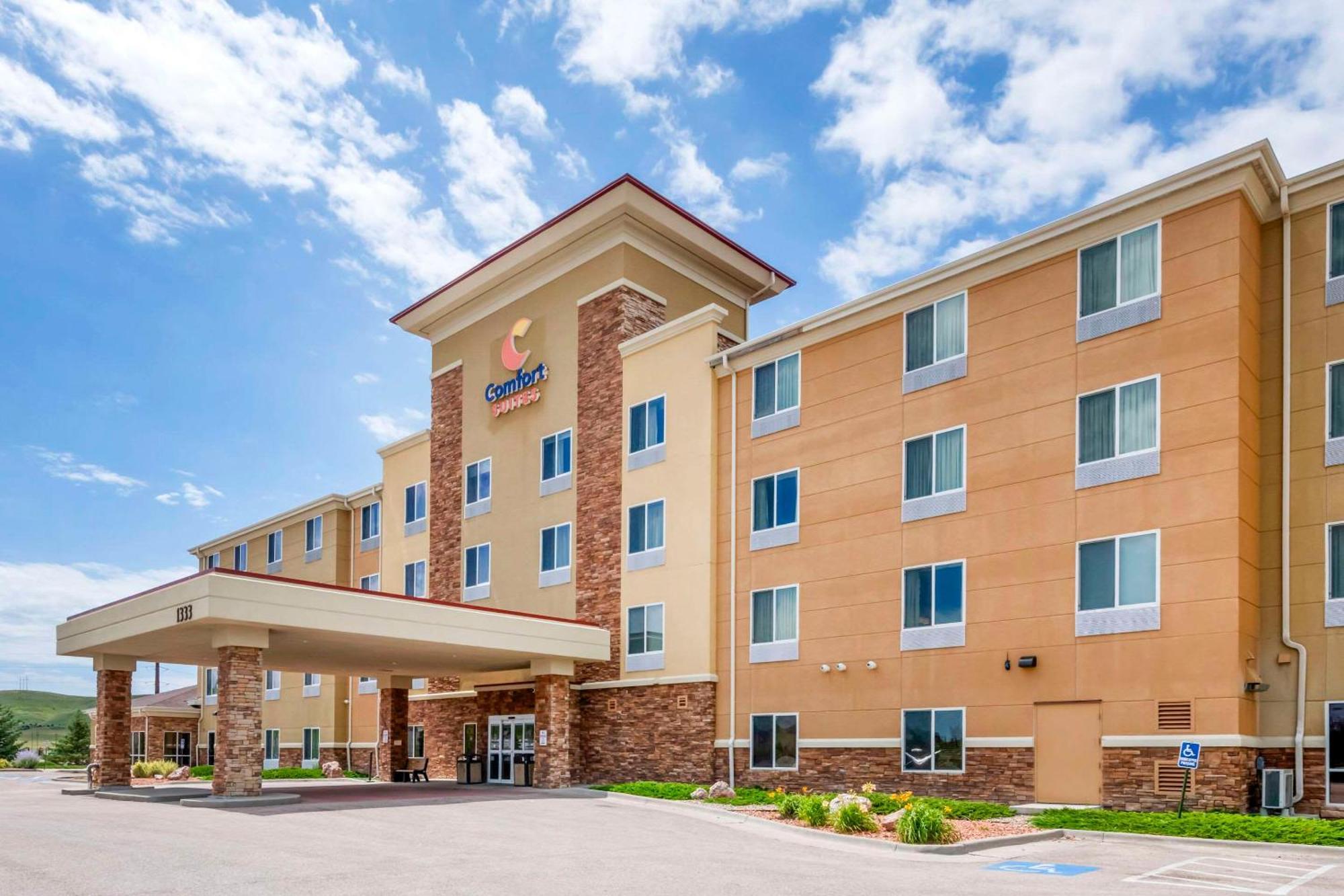Comfort Suites Conference Center Rapid Stadt Exterior foto